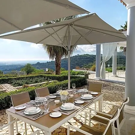 Sleeps 8 Pool Air Con Santa Bárbara de Nexe